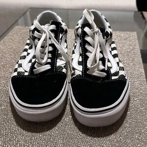 SOLD ✨VANS Checkered Old Skool Black & White